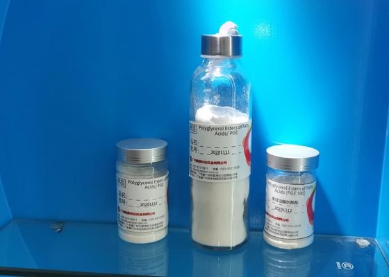 Agente espumante emulsificante composto de grânulos de cera esbranquiçados para chicotear W5
